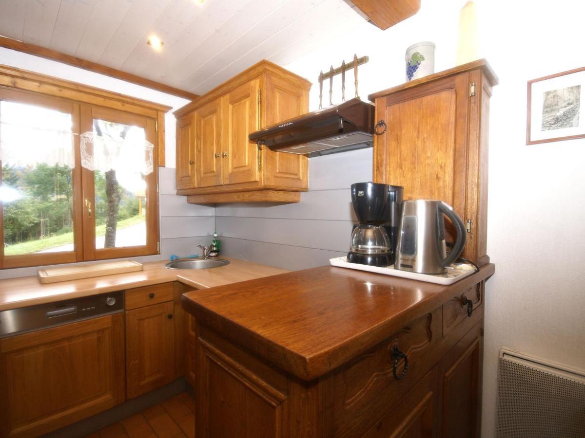 Charming Chalet In Ventron With Terrace Room photo