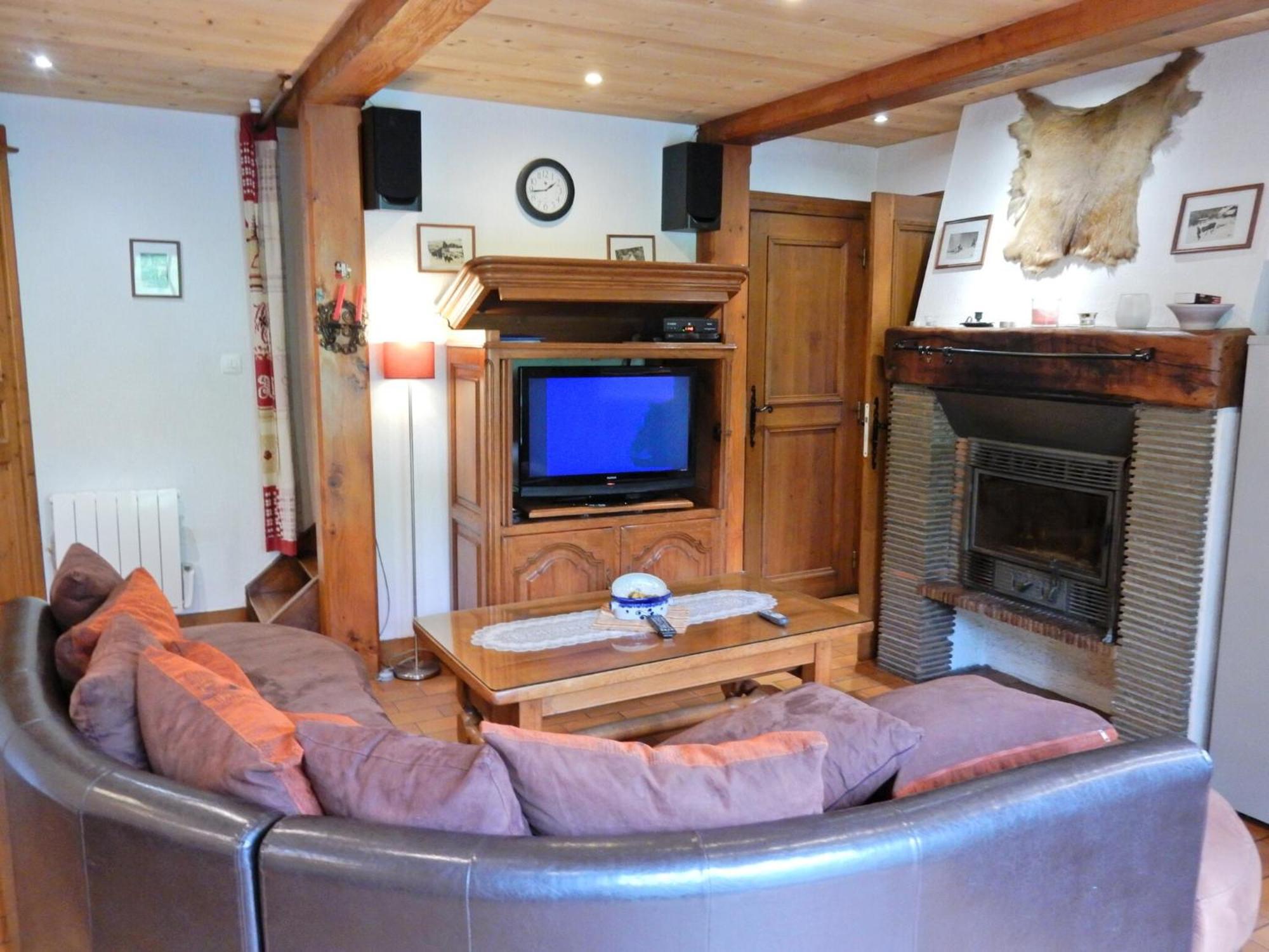 Charming Chalet In Ventron With Terrace Exterior photo