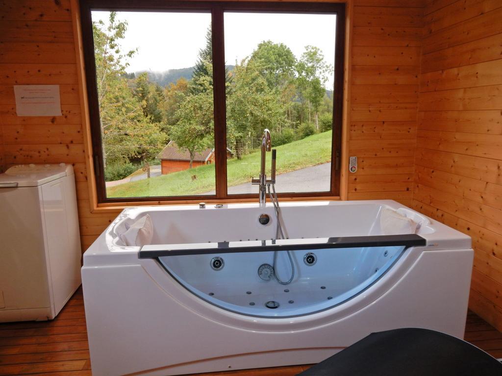 Charming Chalet In Ventron With Terrace Exterior photo
